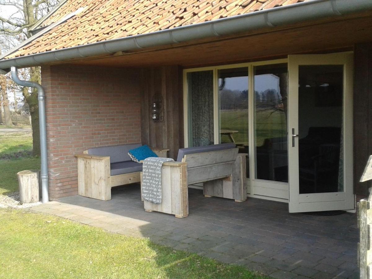 Peaceful Holiday Home With Roofed Terrace Geesteren  Zimmer foto